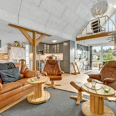 Holiday home 3 Bedroom Beautiful In