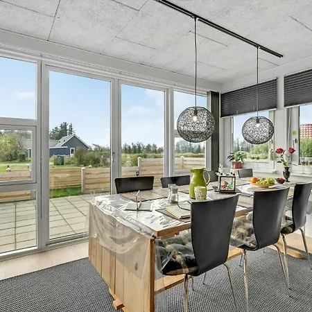 3 Bedroom Beautiful In *